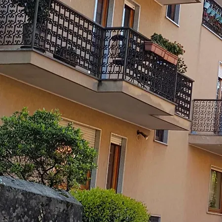 Stresa B&B Apartamento *
