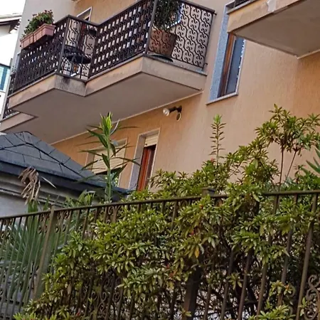 Stresa B&B Apartamento *