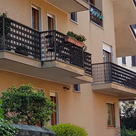 Stresa B&B Apartament