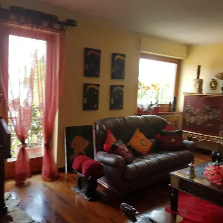 Stresa B&B Apartament *